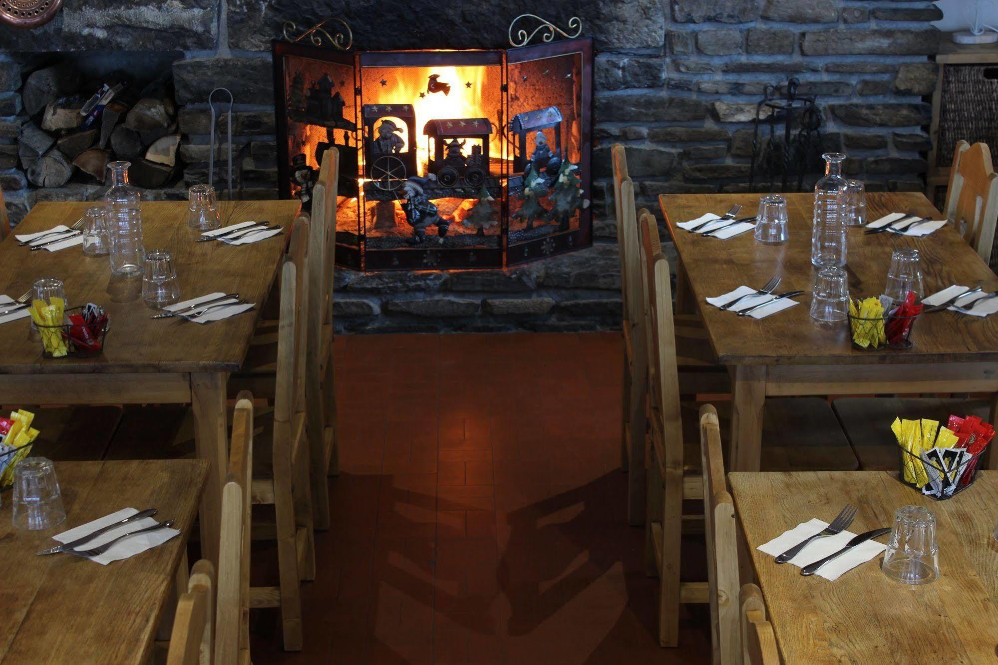 Hotel Restaurant U'Fredy La Clusaz Dış mekan fotoğraf