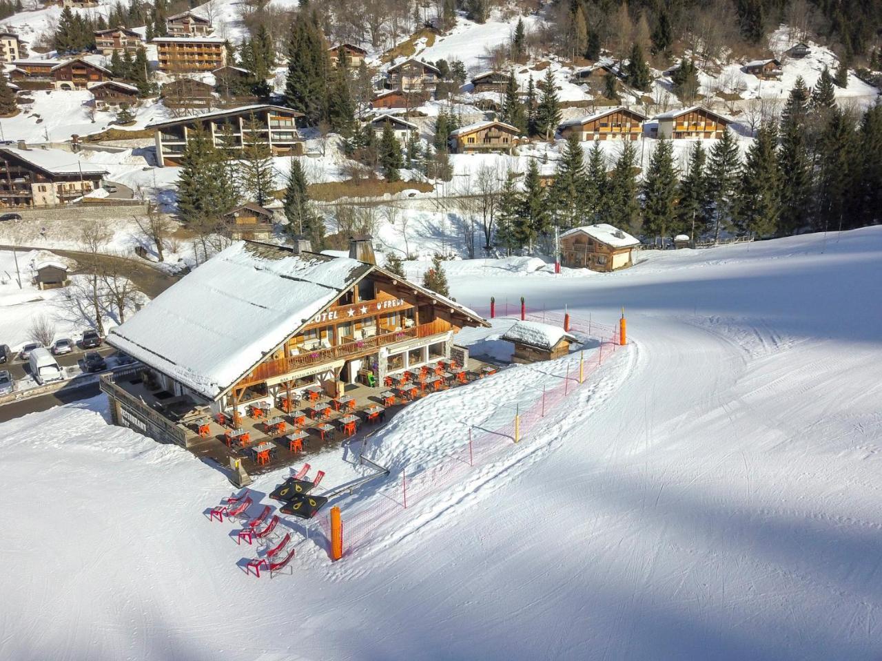 Hotel Restaurant U'Fredy La Clusaz Dış mekan fotoğraf