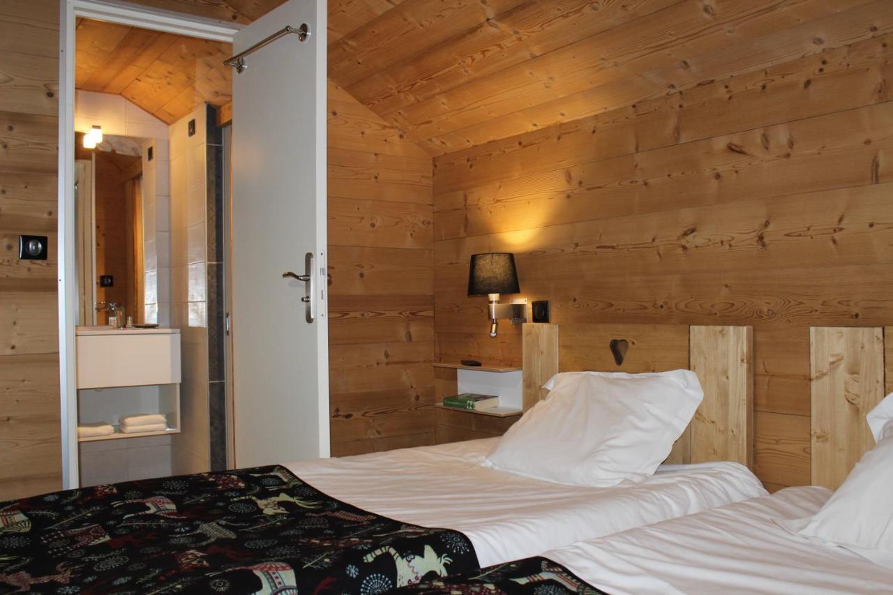 Hotel Restaurant U'Fredy La Clusaz Dış mekan fotoğraf